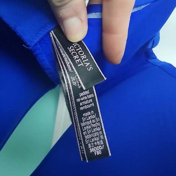 VS Bra 36DDD - Picture 5 of 6